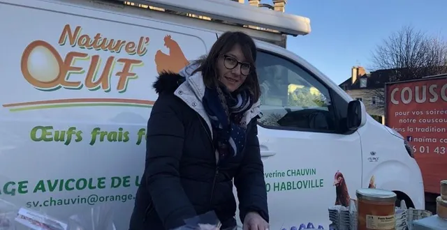 photo  sur le marché d’argentan, séverine chauvin est juste en face de l’emplacement de « marie café ».  &copy;  ouest-france 