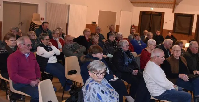 photo  une assemblée nombreuse découvre les prochaines dates.  &copy;  le maine libre 