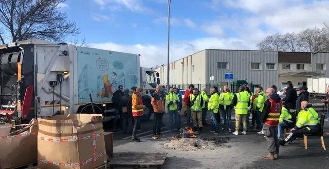 photo  depuis lundi 13 mars 2023, une partie des éboueurs sont en grève. la collecte des déchets est perturbée au mans.  &copy;  le maine libre 