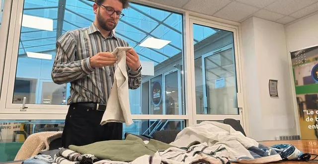 photo  emmanuel leicher a lancé friply à la mi-février 2023, et reçoit déjà assez de vêtements pour approvisionner une friperie.  &copy;  ouest-france 