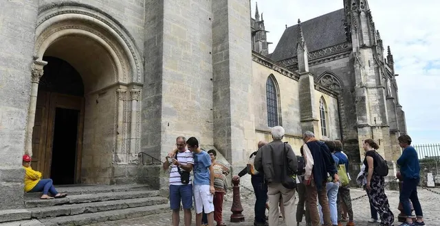 photo  il faut s’attendre à voir des touristes au mans en avril.  &copy;  archives le maine libre – hervé petitbon 
