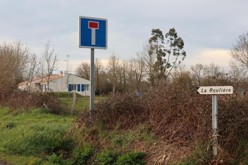 « On N’a Aucune Explication », Depuis Deux Mois Des Dizaines De Foyers ...