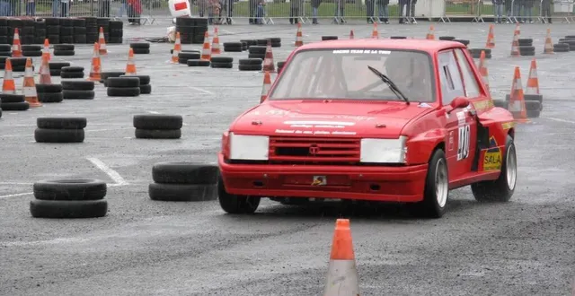 photo  le slalom automobile de la ferté-bernard est toujours un événement attendu.  &copy;  archives 