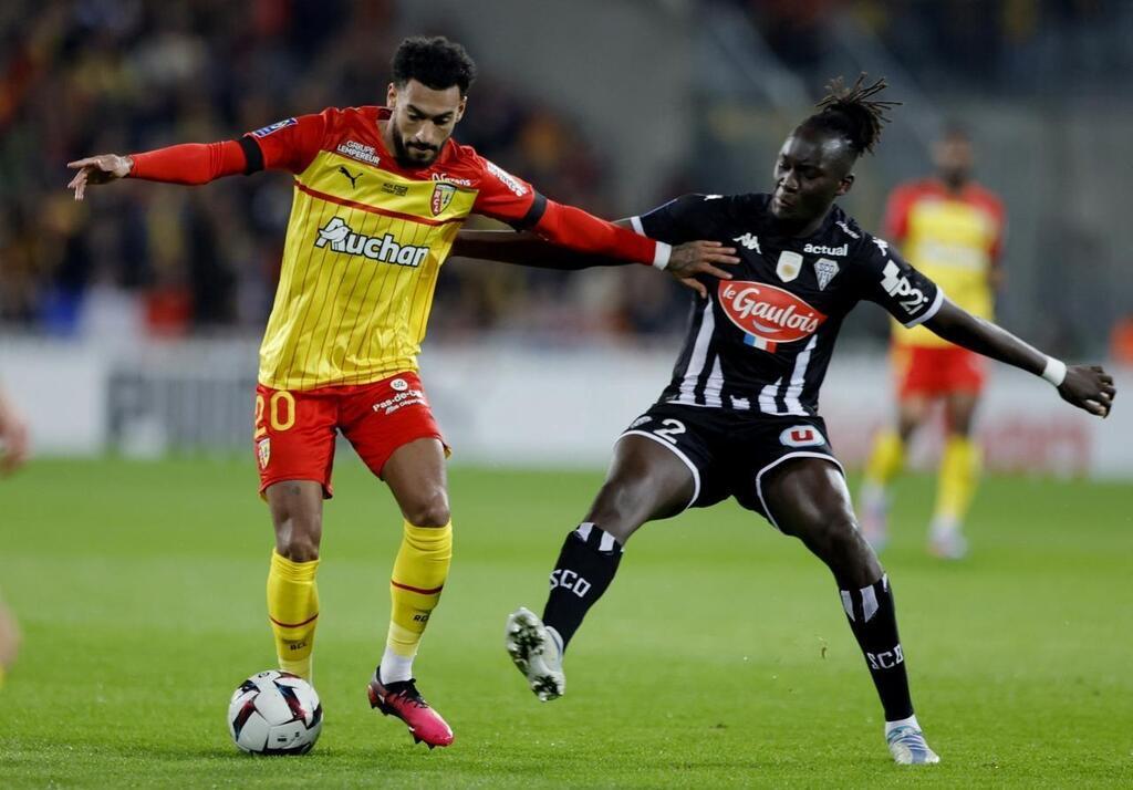 Ligue 1. Le RC Lens Maîtrise Sans Problème Angers Et Monte ...