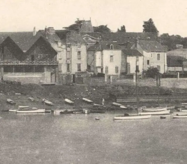 photo le même hameau à la même époque, vu de l’autre côté de la maine.  ©  archives départementales de maine-et-loire