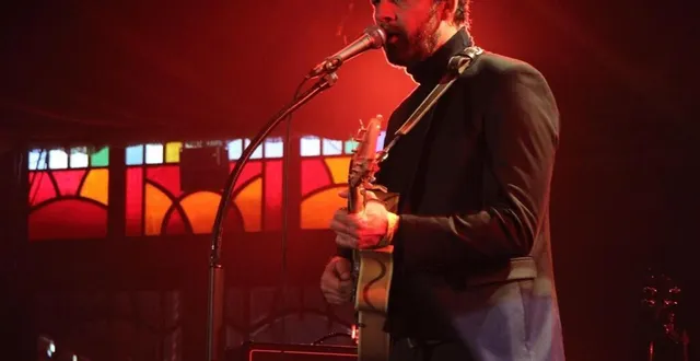 photo  le chanteur alexis hk sera en concert à mortagne-au-perche, dans l’orne, samedi 25 mars 2023  &copy;  archives ouest-france 