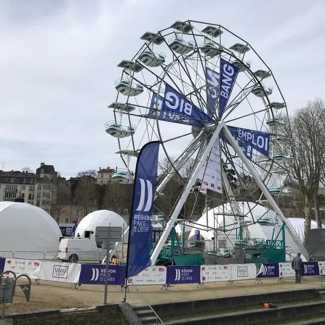 photo passer un entretien de recrutement dans une grande roue : c’est ce que propose le big bang de l’emploi.  ©  ouest-france