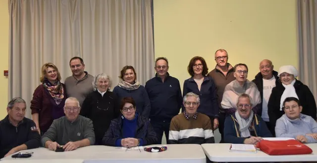 photo  l’équipe de l’association mains d’art prête à aborder la nouvelle saison  &copy;  le maine libre 