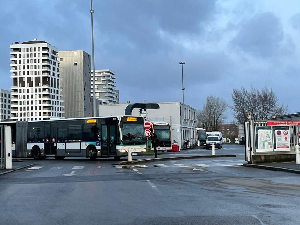 Pas De Blocages Des Routes De Rennes Ce Vendredi Matin, Les Bus ...