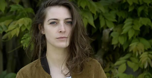 photo  la dieppoise fishbach est à l’affiche du biches festival, qui aura lieu du 9 au 11 juin 2023 à rai.  &copy;  arc ollivier / ouest-france 