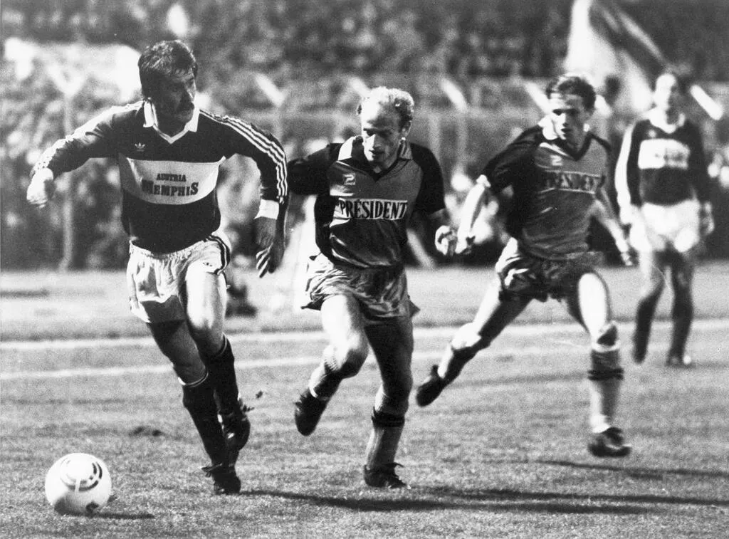 « C’était un match de légende » : Partis de Laval, ils suivent toujours ...