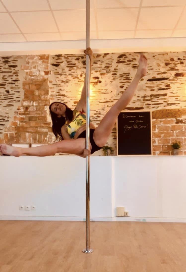 Cest Moins Sexy Quon Limagine La Pole Dance Sadresse à Tous Même Aux Angers 