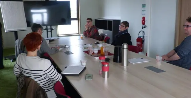 photo  les participants ont pu découvrir les différentes étapes dans lacréation d’entreprise.  &copy;  le maine libre 