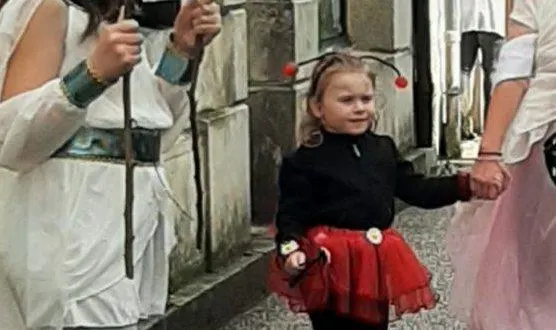 photo  «? moi je suis déguisée en ?cotcinelle? », rigole la petite swan, 3 ans et demi.  &copy;  ouest-france 