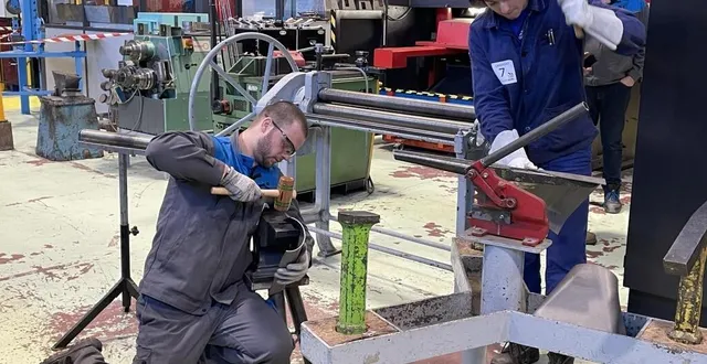 photo  neuf apprentis ou salariés ont participé à la finale régionale worldskills pour le métier de la chaudronnerie au pôle formation grand ouest de normandie, samedi 21 janvier 2023.  &copy;  archives ouest-france 