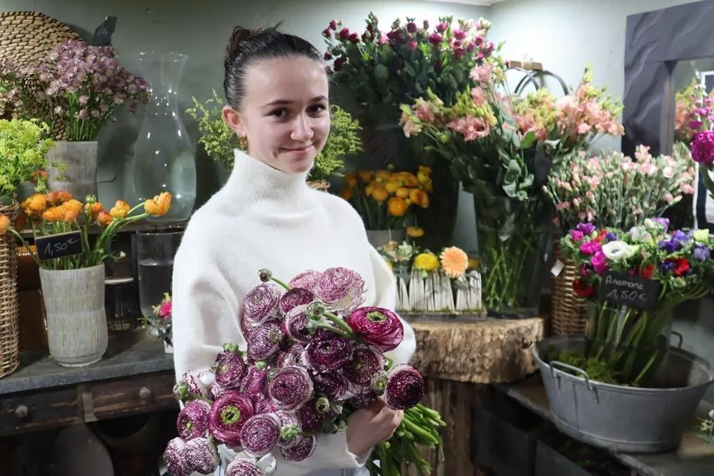 À 16 ans, elle remporte la médaille d’or départementale des meilleurs apprentis fleuristes de