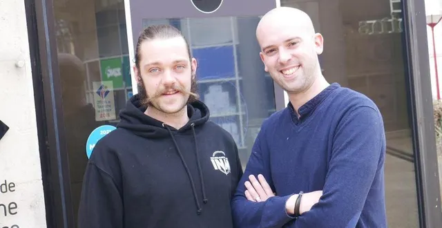 photo  stylver blanchet et mathieu chesneau vont donner la représentation de leur spectacle, « l’idée du siècle », le 31 mars 2023, au café-théâtre le patis, au mans.  &copy;  ouest-france 