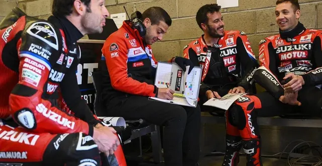 photo  ambiance de travail mais détendue du côté du sert.  &copy;  le maine libre – denis lambert 