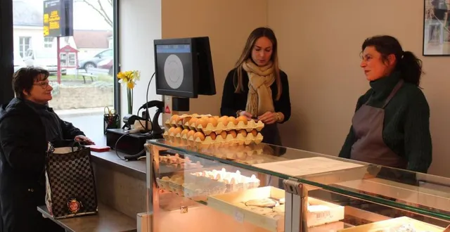 photo  le magasin de bouche : « la ferme des champs-romet » s’est ouvert en centre-bourg de la commune de saint-cosme-en-vairais.  &copy;  le maine libre 
