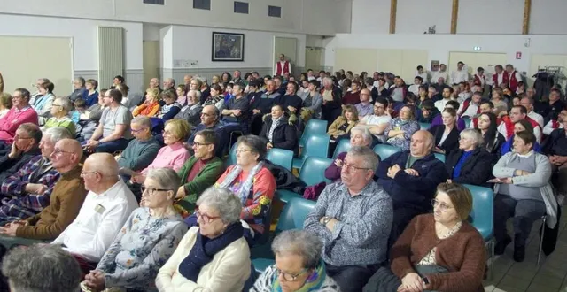 photo  salle comble pour le concert de printemps de l’harmonie.  &copy;  le maine libre 