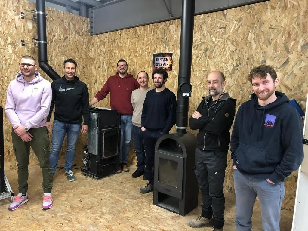 Les installateurs de poêles à bois de la France entière viennent se