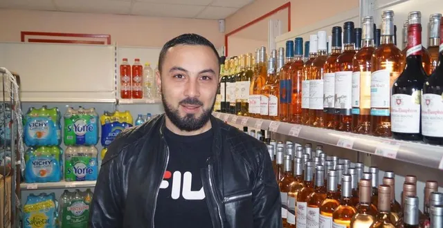 photo  mebrouk ait ben youcef l’assure « tout sera prêt pour samedi matin 8 h 30 ».  &copy;  ouest-france 