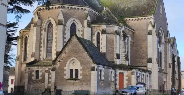 photo  l’église et sa toiture vont faire l’objet de travaux de rénovation.  &copy;  co 