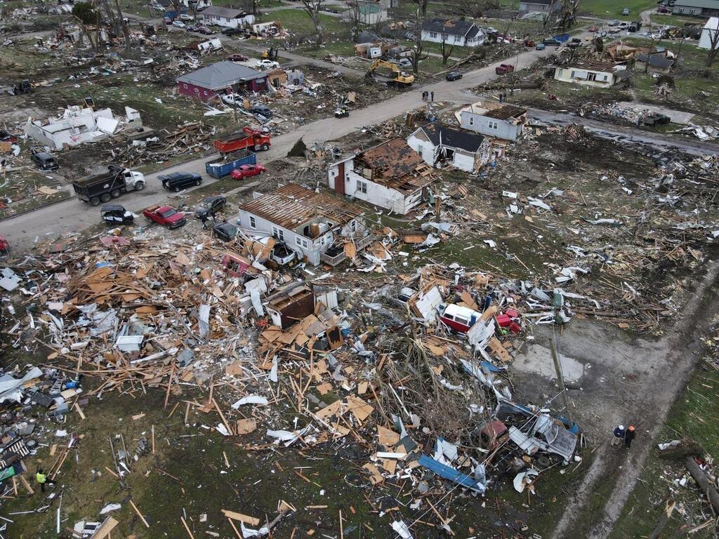 Au Moins 22 Morts Dans Des Tornades Et De Violentes Tempêtes Aux États ...