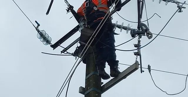 photo  l’équipe d’astreinte d’enedis a rétabli le courant en fin de matinée de dimanche 2 avril 2023.  &copy;  archives 