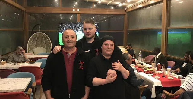 photo  chez cem, la famille demir propose à ses clients, de son restaurant à flers, dans l’orne, un menu spécifique ramadan.  &copy;  ouest-france 