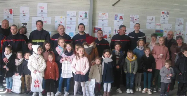 photo  les enfants des écoles ont participé au concours de dessin.  &copy;  ouest-france 