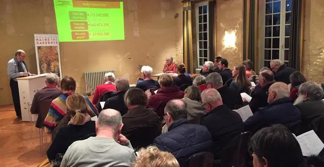 photo  une quarantaine de participants à l’assemblée générale de l’office de tourisme  &copy;  le maine libre 