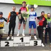 photo  le podium de la course open et access avec pierre pasquier en vainqueur. 