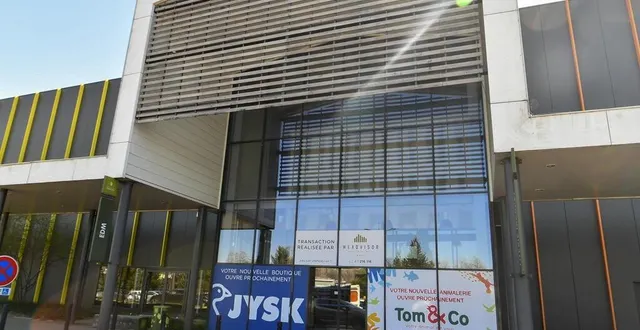 photo  l’ouverture du magasin jysk au parc manceau est prévue le 7 juin 2023 ; elle sera suivie de celle de tom & co.  &copy;  photo le maine libre – yvon loué 