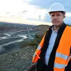 photo  thomas dupuy d’angeac, président des carrières de l’ouest, sur l’un des panoramas de la carrière de voutré. 