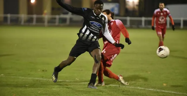 photo  mohamed traoré et argentan doivent « voir la réalité en face » concernant l’issue de la fin de saison, dixit leur président.  &copy;  archives joseph thouin 