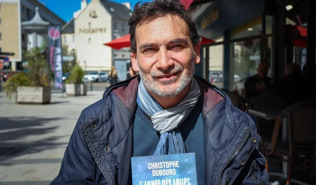 ENTRETIEN. Avec le roman de ce Caennais, les loups sont de retour en