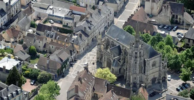 photo  une vue du quartier saint-martin à argentan.  &copy;  archives ouest-france 