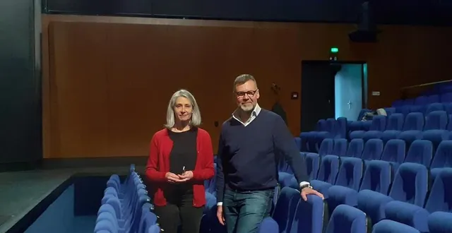 photo  sandrine lepron, directrice du pôle culturel à de la ferté-bernard ( sarthe ) en partenariat avec raphaël sikorski, directeur artistique du festival de la chéronne.  &copy;  ouest-france 