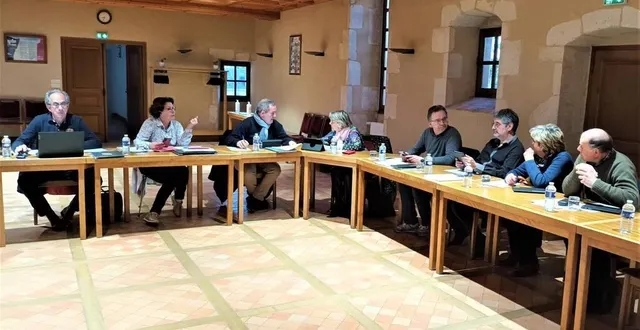 photo  à laigné-en-belin (sarthe), les élus du conseil municipal ont décidé d’augmenter de 2,20 % le taux des taxes locales en 2023.  &copy;  ouest-france 