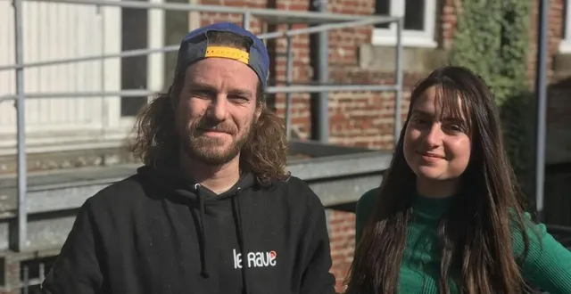 photo  hugo letondeur, chargé d’accompagnement de projets et de communication et inès letinturier lopez, en service civique au rave, accompagnent les jeunes talents du bocage à flers, dans l’orne.  &copy;  ouest-france 