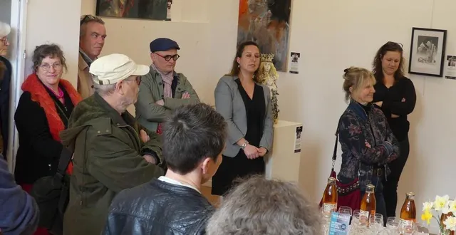 photo  sylvie mazereau est à l’initiative du chemin des artistes du perche, avec isabelle petit.  &copy;  ouest-france 