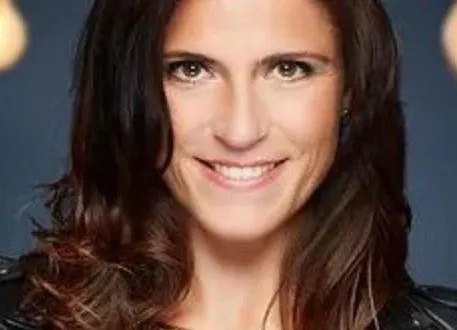 photo  giorda impressionne ses spectateurs avec l’hypnose  &copy;  mental life production 