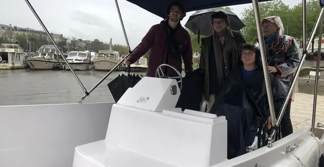 photo  l’embarcation comporte un tableau arrière amovible.  &copy;  ouest-france 