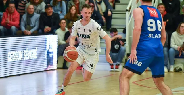 photo  lucas fontaine et les rennais ont fait le spectacle à domicile.  &copy;  clotilde briand 