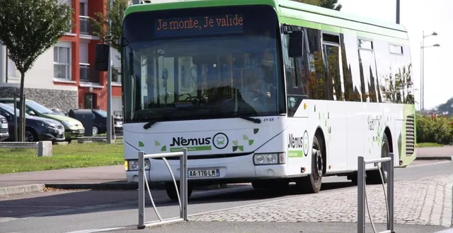 photo  à partir du 1er septembre 2023, les tarifs des transports scolaires vont augmenter de 10 € pour les élèves du secondaire et de 5 € pour ceux du primaire.  &copy;  archives 