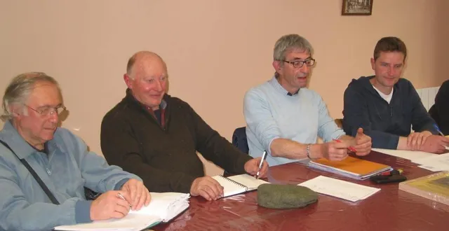 photo  de gauche à droite : christian manago, david heaver, hervé houdy et mickaël paris.  &copy;  ouest-france 