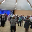photo  les participants sont toujours heureux de se retrouver sur la piste de danse. 