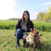 photo  basée au lude, près de la flèche (sarthe), coline lesœur est éducatrice comportementaliste canin. elle est ici avec bella, un american staffordshire terrier de 5 ans, à qui elle a appris à canaliser son énergie. 