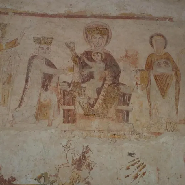 photo dans l’église saint-hilaire d’asnières-sur-vègre, les peintures murales suscitent l’intérêt des chercheurs depuis les années cinquante.  ©  archives ouest-france